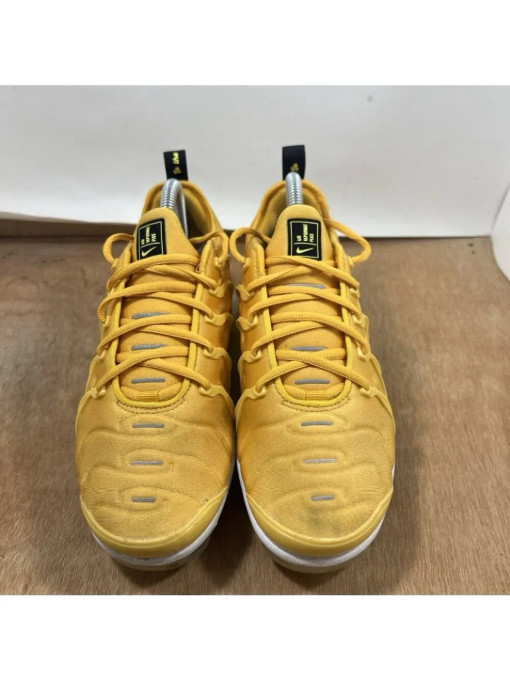 Nike Air VaporMax Plus 'Go The Extra Smile' Women Size 8 Yellow Shoes DO5874-700